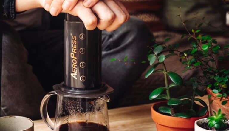 AlpineMountainCoffee.com - Coffee - What is an AeroPress?